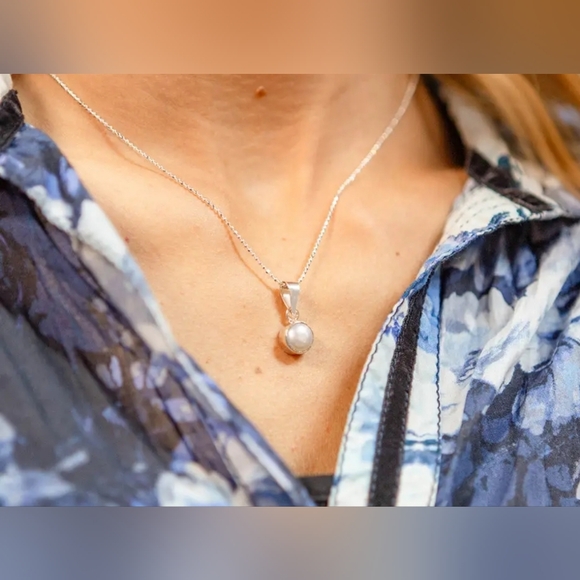 ♥️ SIMPLY PEARLY STERLING SILVER NECKLACE - Picture 2 of 7